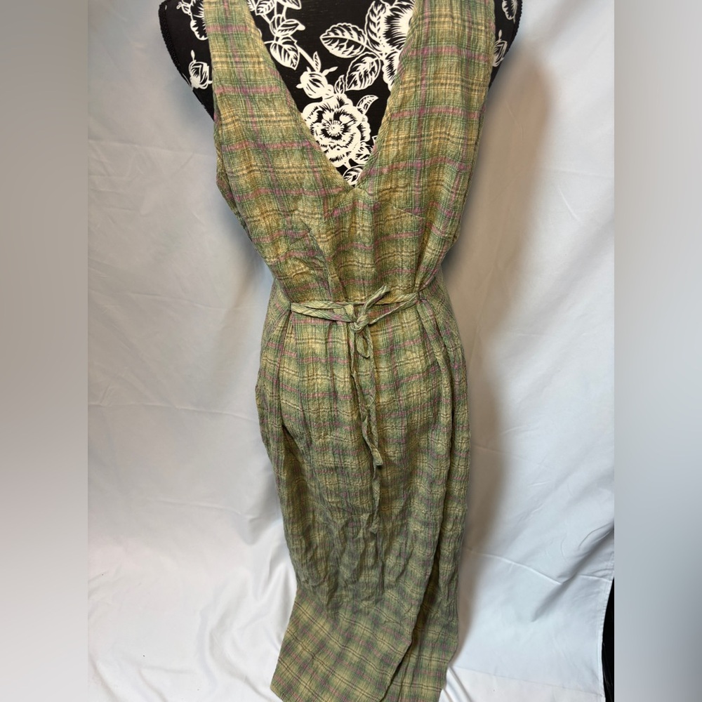 Afends Green check- POSITION TULLY
SEERSUCKER MAXI DRESS NWOT - Picture 11 of 15